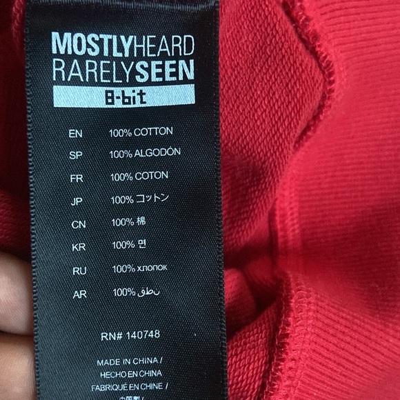 MOSTLY HEARD RARELY SEEN No More Heartbreaks Long-Sleeve Hoodie L 100% Cotton - Picture 6 of 8